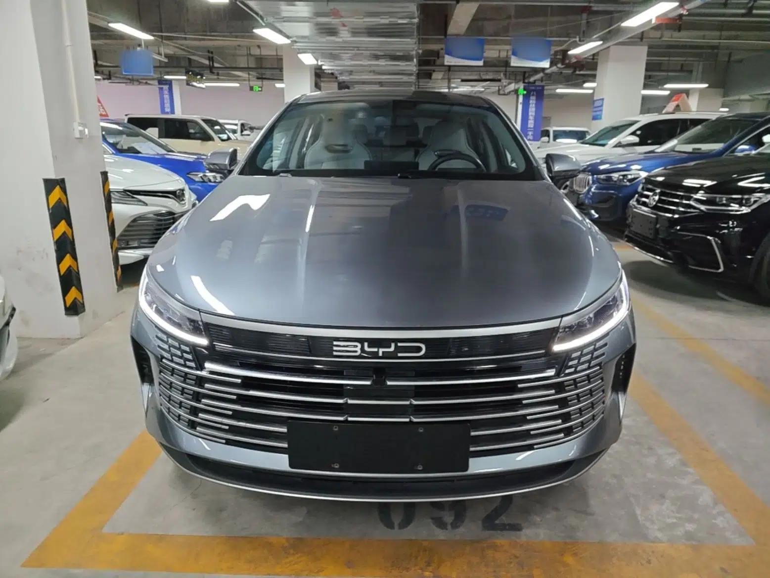BYD Destroyer 05 2024 HONOR Edition DM-i 55KM Luxury Model — миниатюра 2