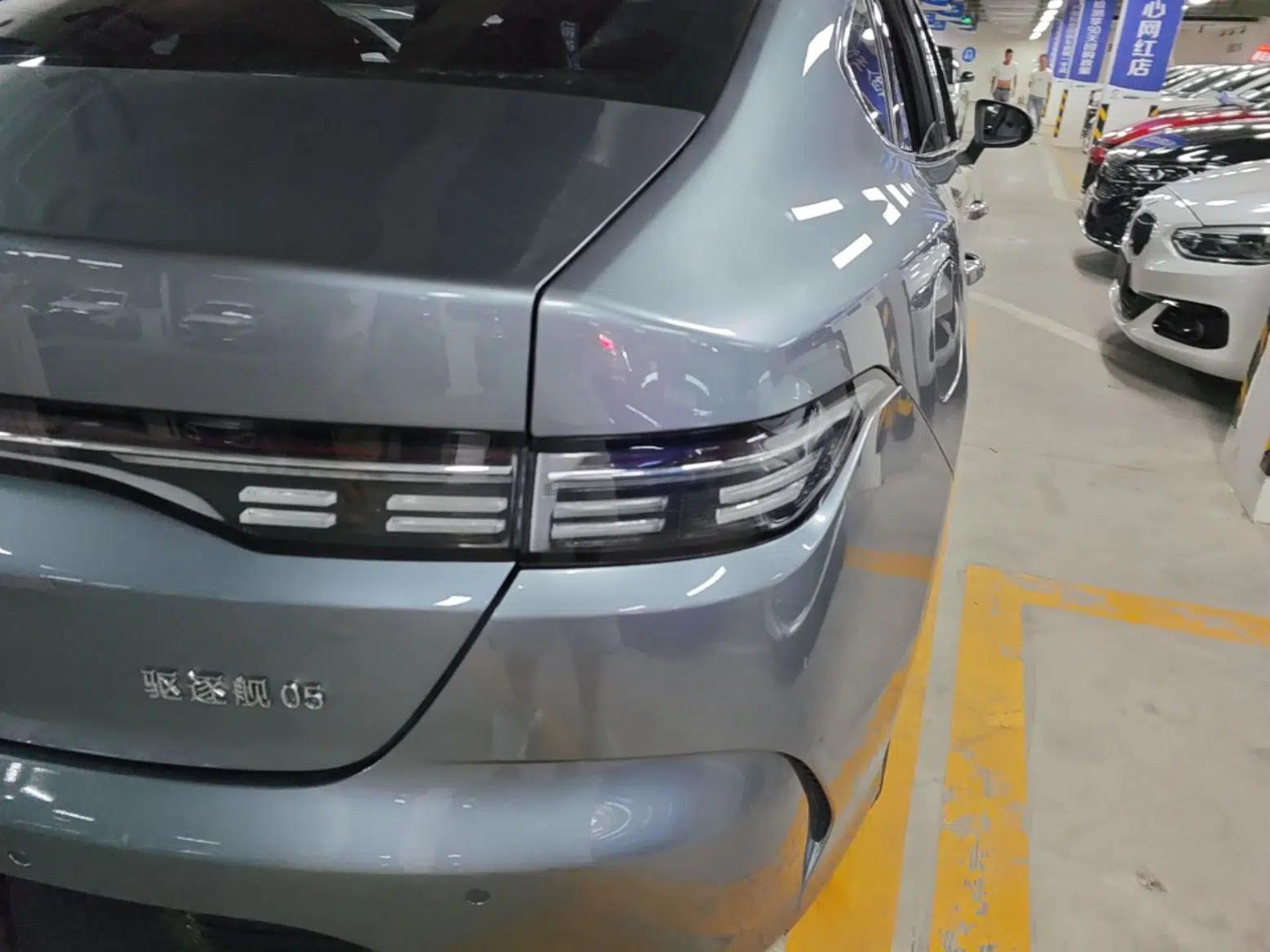 BYD Destroyer 05 2024 HONOR Edition DM-i 55KM Luxury Model — миниатюра 9
