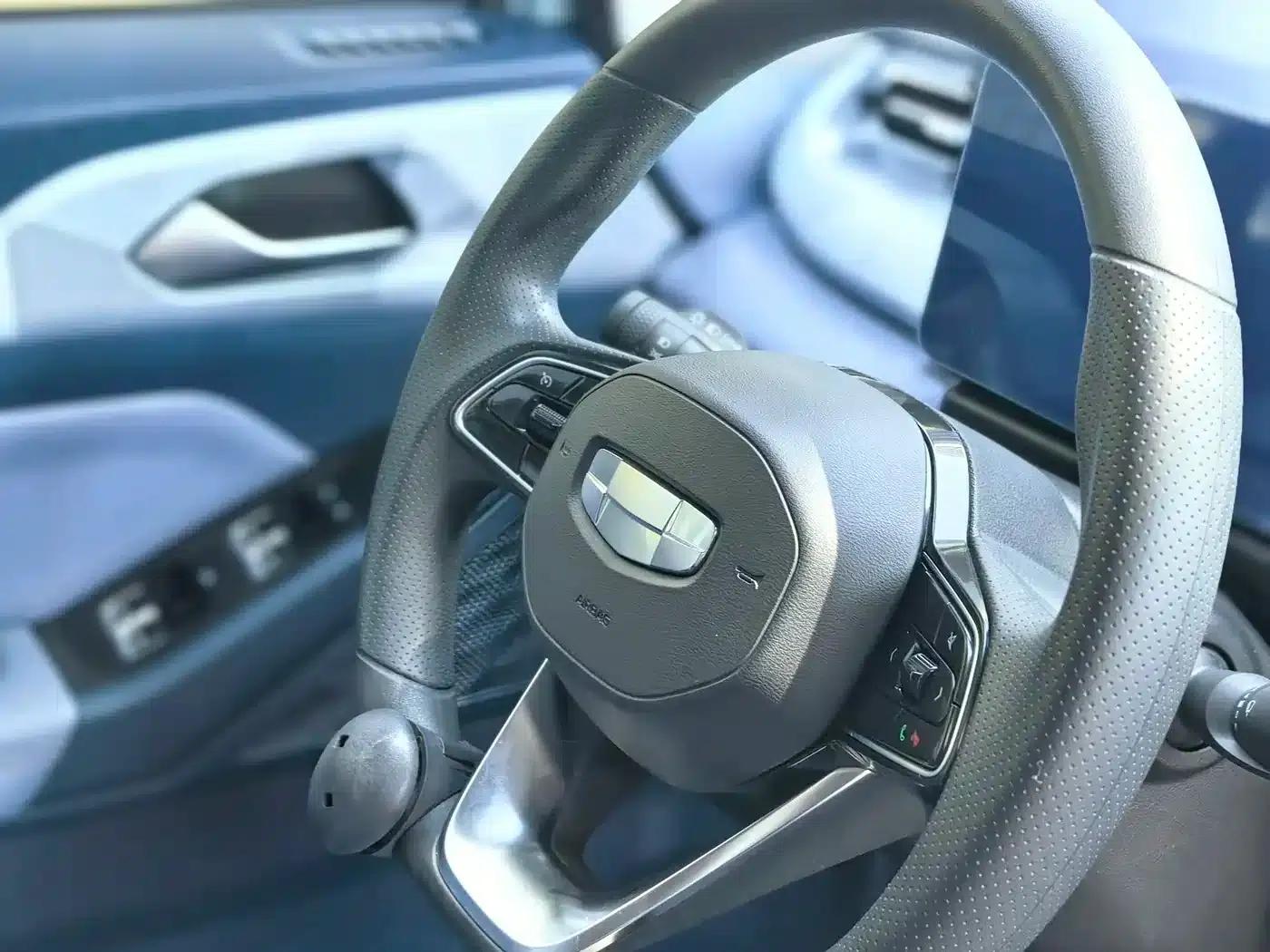 Geely Geometry E Firefly 2022 Model 320KM Cute Tiger 4-Seater — миниатюра 18