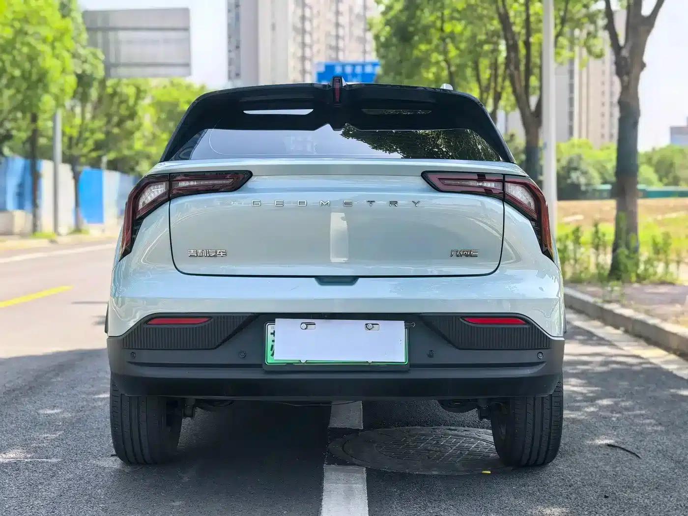 Geely Geometry E Firefly 2022 Model 320KM Cute Tiger 4-Seater — миниатюра 6