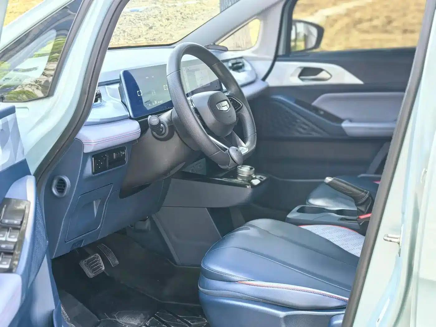 Geely Geometry E Firefly 2022 Model 320KM Cute Tiger 4-Seater — миниатюра 9