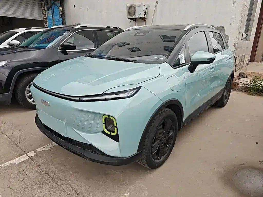 Geely Geometry E Firefly 2023 Model 401KM Linglong Tiger 5-Seater — миниатюра 1