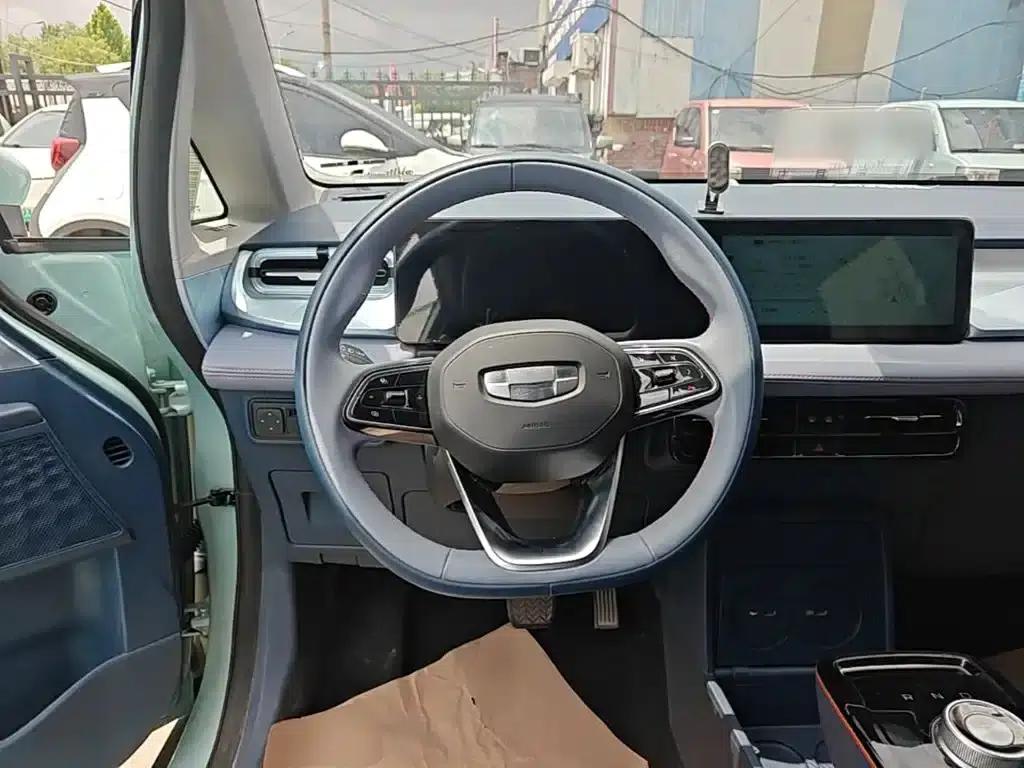 Geely Geometry E Firefly 2023 Model 401KM Linglong Tiger 5-Seater — миниатюра 11