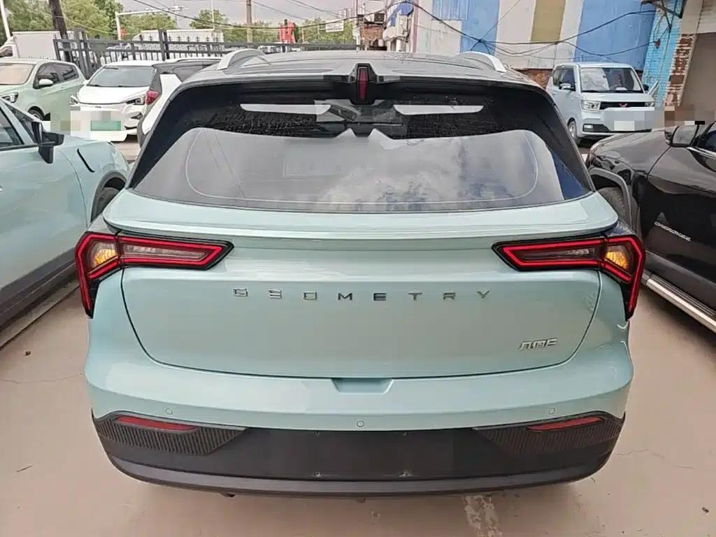 Geely Geometry E Firefly 2023 Model 401KM Linglong Tiger 5-Seater — миниатюра 6