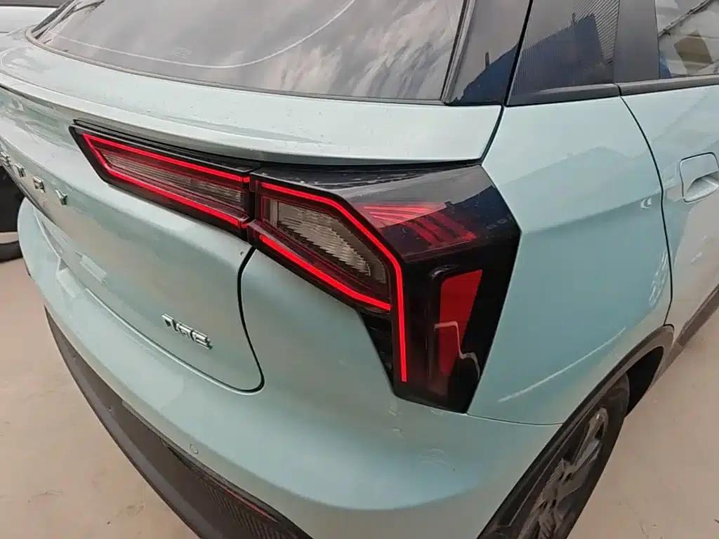 Geely Geometry E Firefly 2023 Model 401KM Linglong Tiger 5-Seater — миниатюра 8