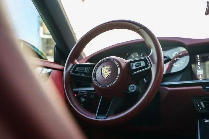 Porsche 911 2020 Carrera 3.0T — миниатюра 12