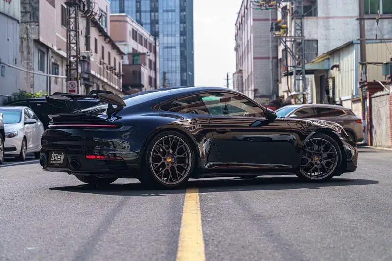 Porsche 911 2020 Carrera 3.0T — миниатюра 4