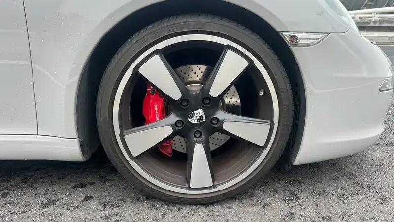 2012 Porsche 911 Carrera S 3.8L — миниатюра 8