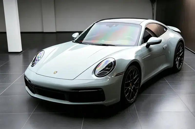Porsche 911 2020 Carrera 3.0T — миниатюра 1