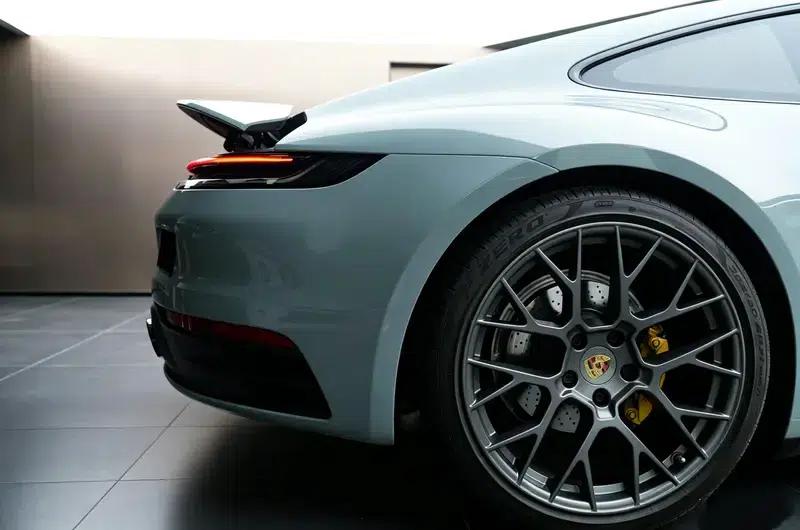 Porsche 911 2020 Carrera 3.0T — миниатюра 13
