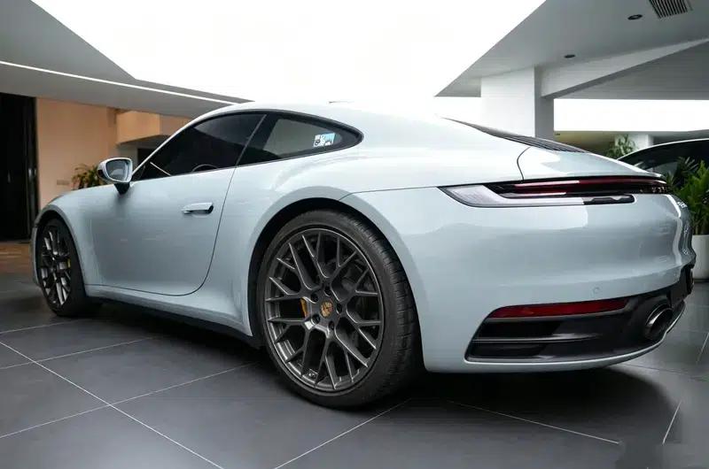 Porsche 911 2020 Carrera 3.0T — миниатюра 4
