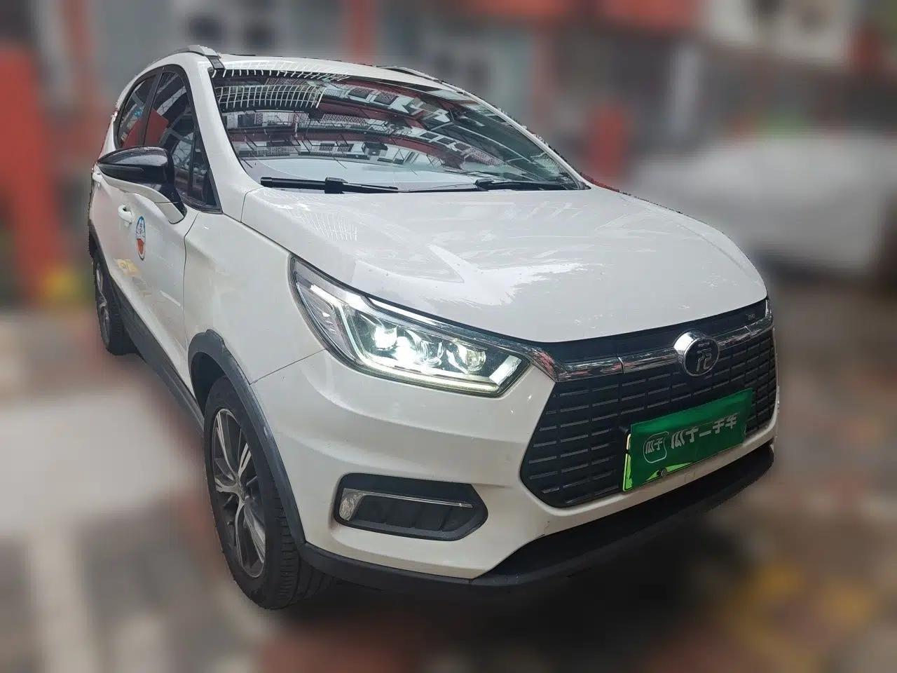 BYD Yuan New Energy 2019 EV535 High-Energy Leading Edition — миниатюра 3