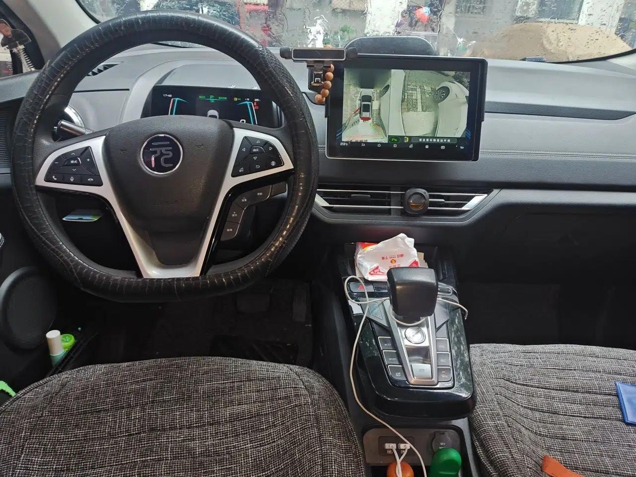 BYD Yuan New Energy 2019 EV535 High-Energy Leading Edition — миниатюра 9