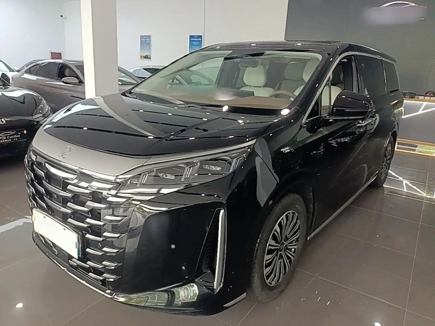 BYD Xia 2025 DM-i 1.5T 180km Beyond Edition — миниатюра 1
