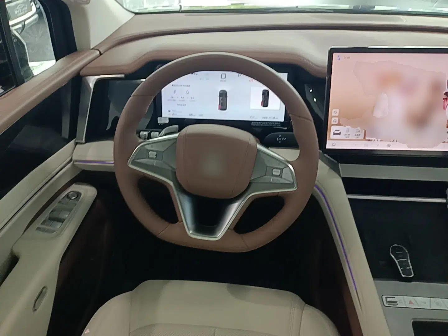 BYD Xia 2025 DM-i 1.5T 180km Beyond Edition — миниатюра 13