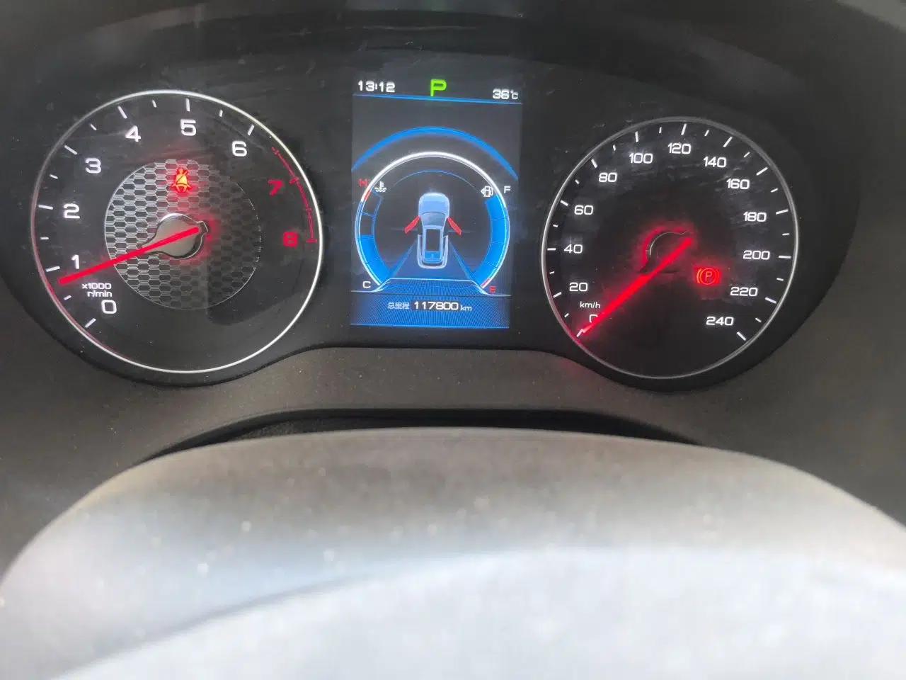 BYD Song 2019 1.5TI Automatic Smart Connect Luxurious Edition — миниатюра 12