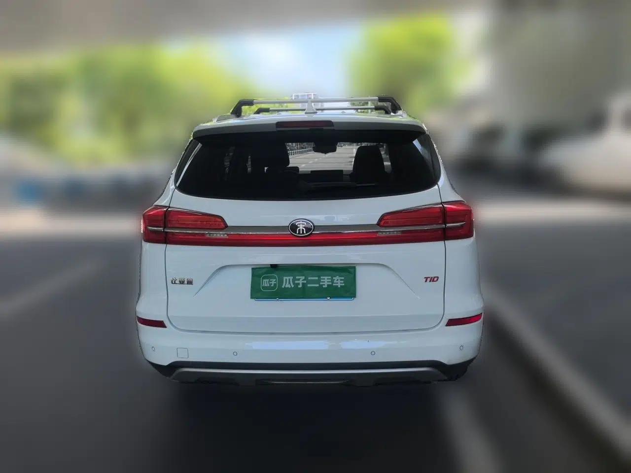 BYD Song 2019 1.5TI Automatic Smart Connect Luxurious Edition — миниатюра 5