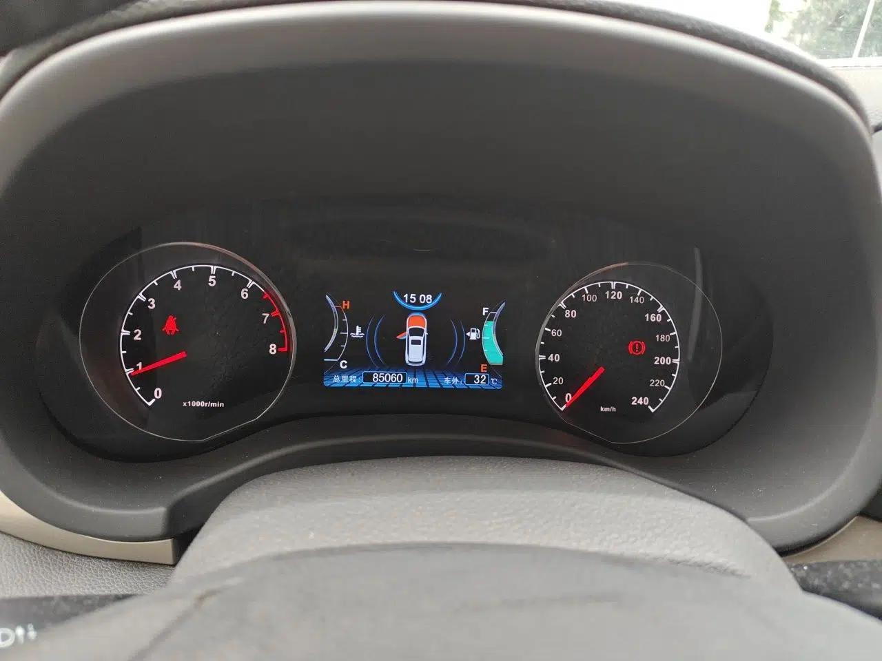 BYD Song 2016 GaiShi Edition 1.5TI Manual Elite Model — миниатюра 11