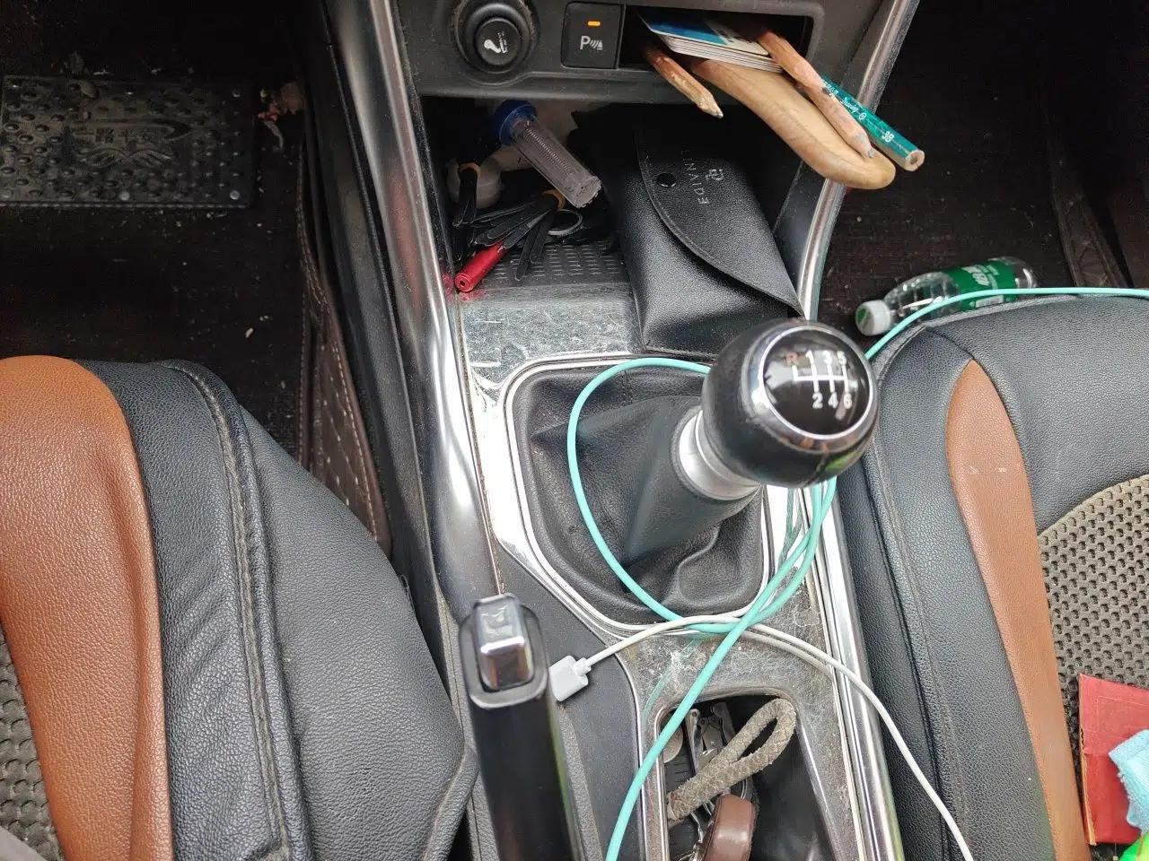 BYD Song 2016 GaiShi Edition 1.5TI Manual Elite Model — миниатюра 14