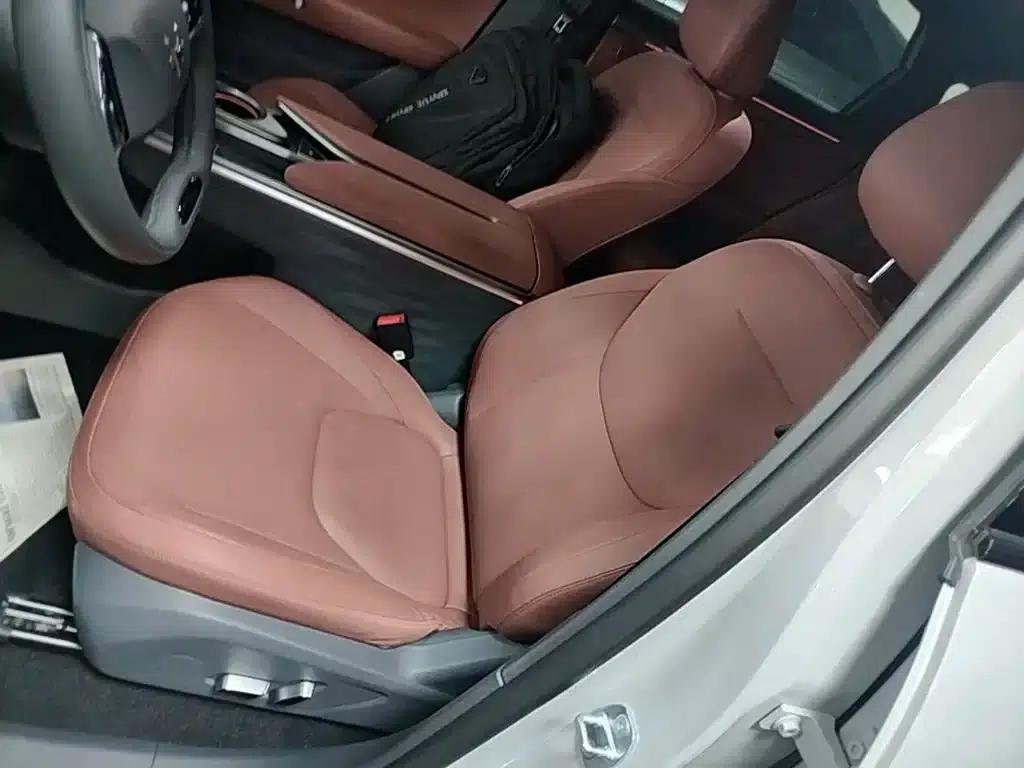 Jihu Alphard T5 2026 Range Extended Edition 1215 Yuanjing Smart Edition — миниатюра 15