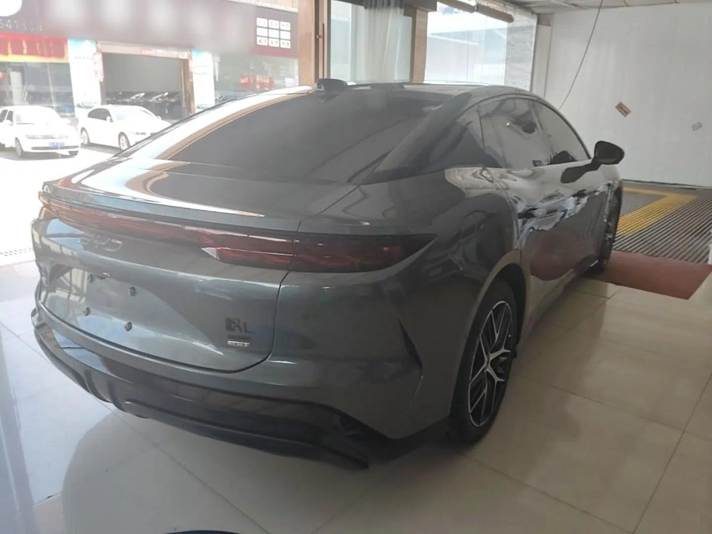 BYD Han L 2025 DM-p Four-Wheel-Drive LiDAR Flagship Model — миниатюра 6