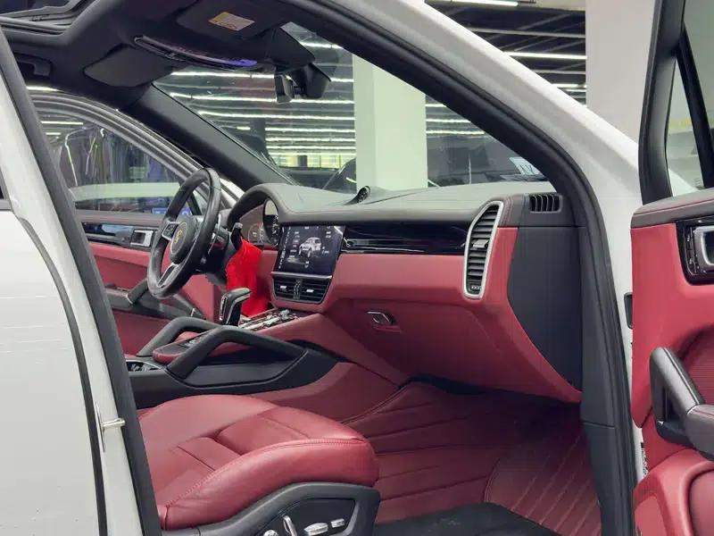 Cayenne E-Hybrid 2019 Cayenne E-Hybrid 2.0T — миниатюра 15