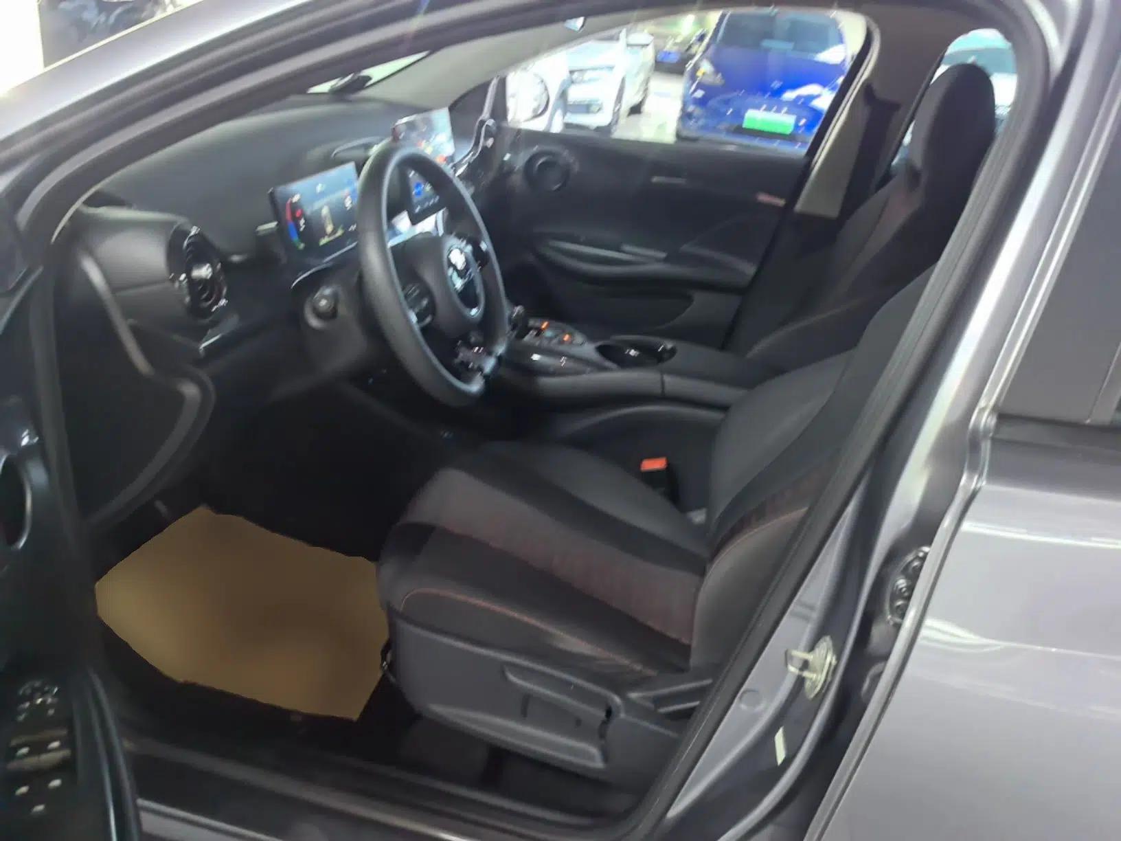 BYD e2 2023 Travel Edition — миниатюра 18