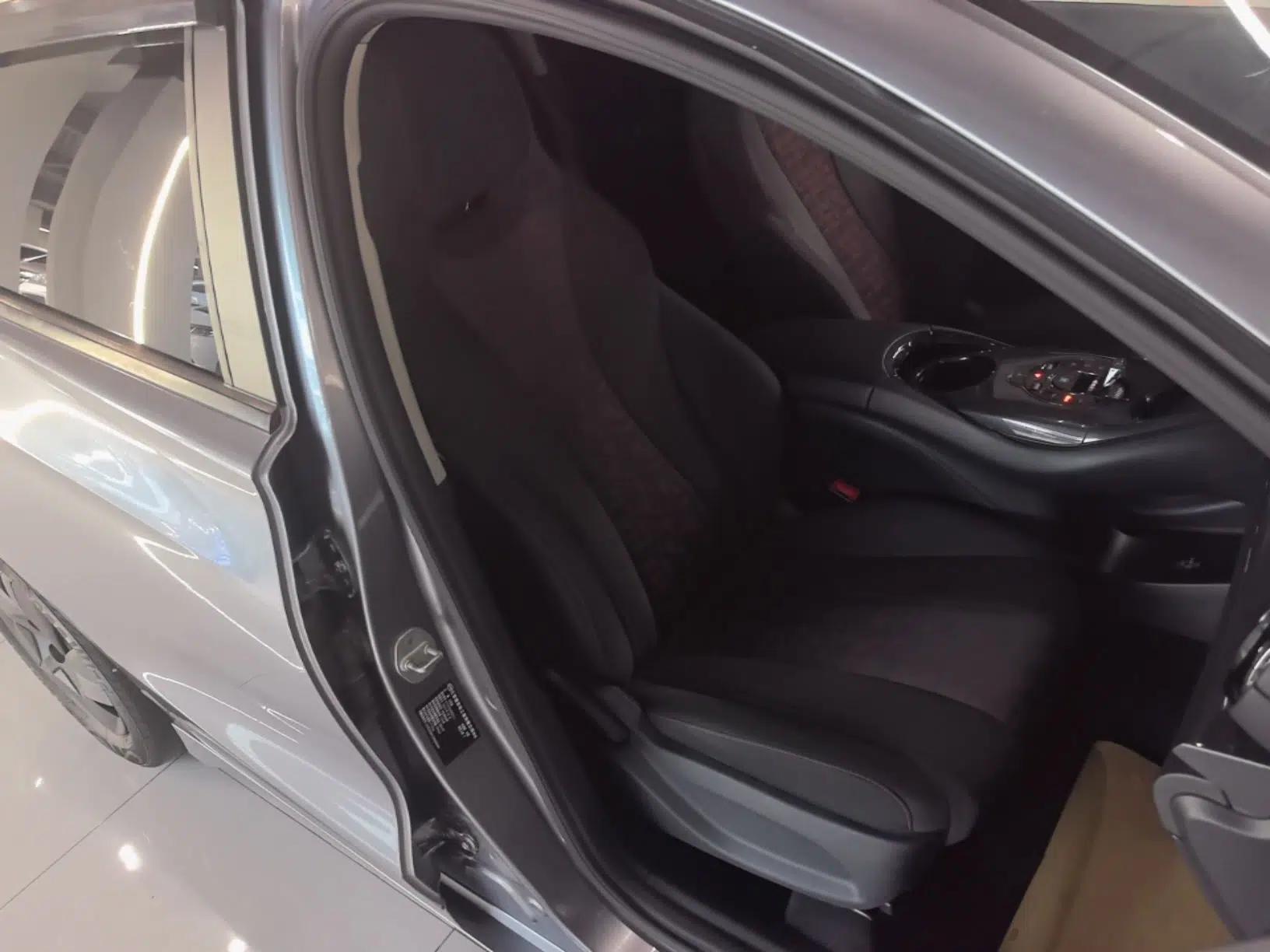 BYD e2 2023 Travel Edition — миниатюра 19