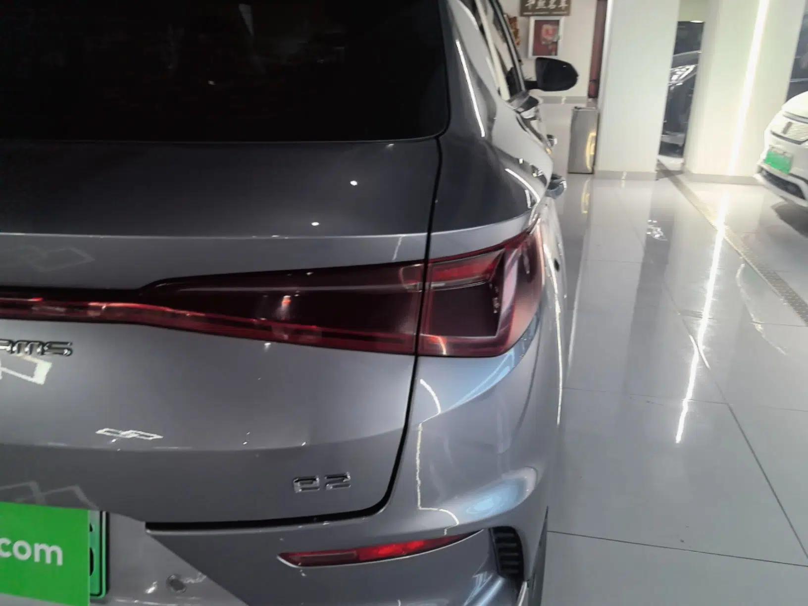BYD e2 2023 Travel Edition — миниатюра 9