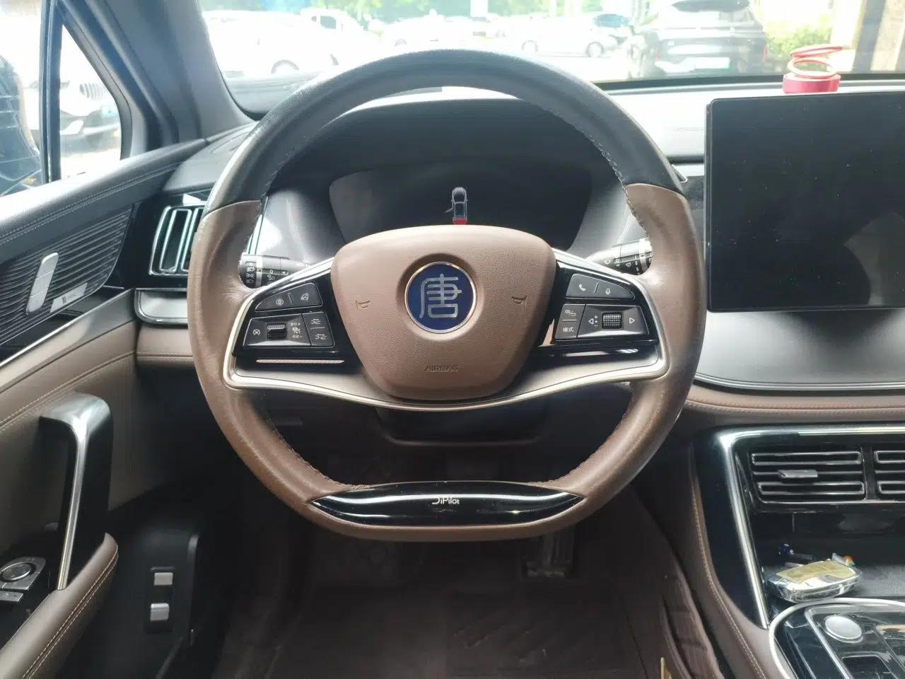 BYD Tang 2021 2.0T Automatic Flagship Edition — миниатюра 10