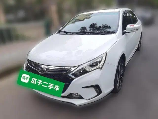 BYD Qin New Energy 2015 1.5T Dual-Crown Flagship Plus Edition