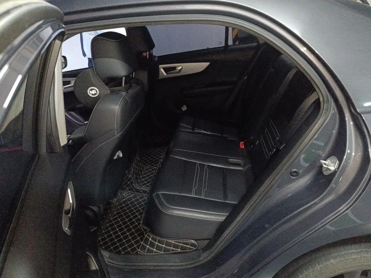 BYD Qin New Energy 2019 High-Range Luxury Model — миниатюра 17