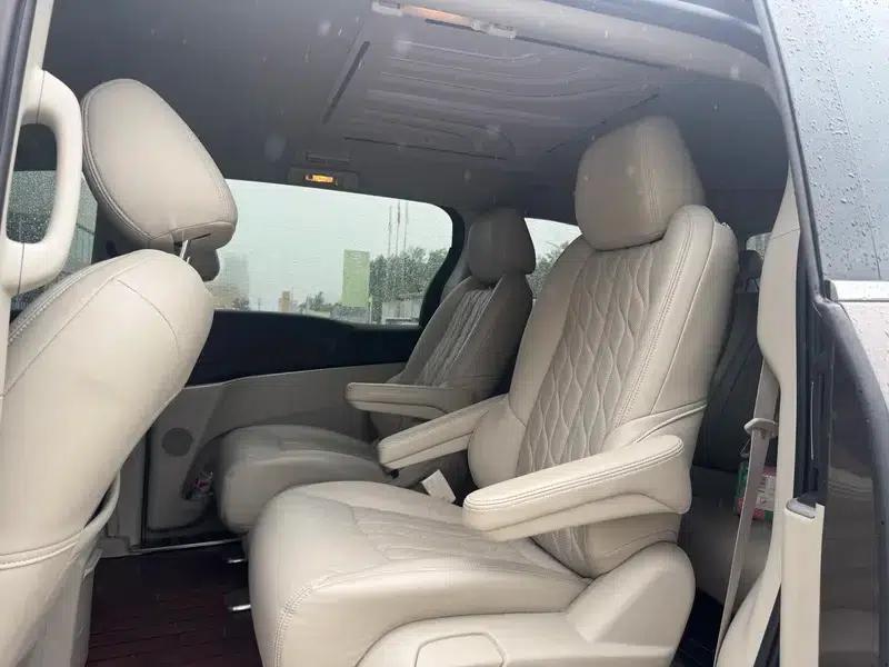 Buick GL8 2021 Land Business Class 652T Luxury — миниатюра 12