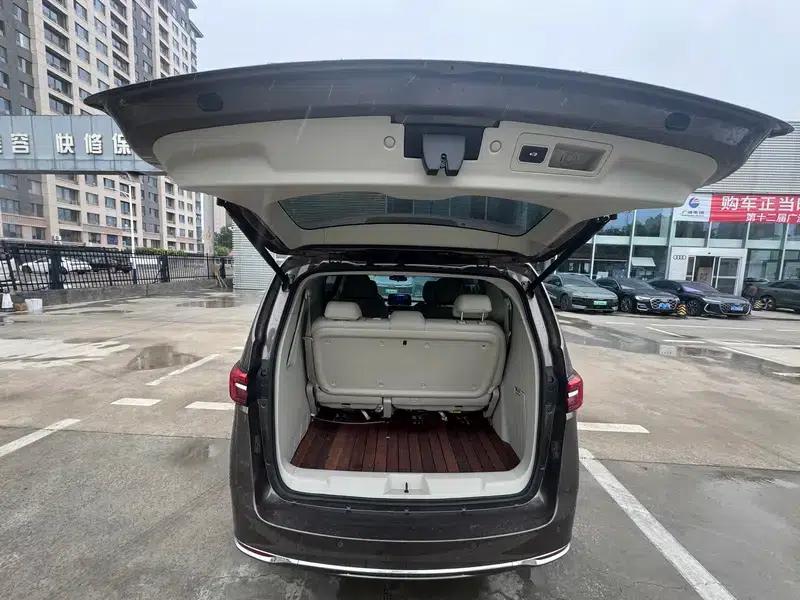 Buick GL8 2021 Land Business Class 652T Luxury — миниатюра 13