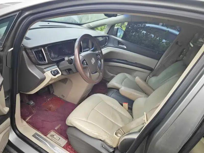 Buick GL8 2013 3.0L GT Luxury Business Edition — миниатюра 11