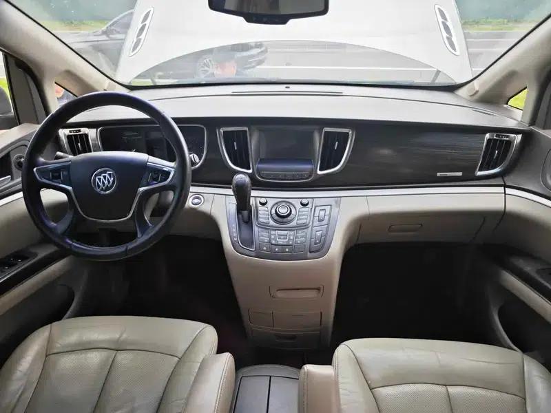 Buick GL8 2013 3.0L GT Luxury Business Edition — миниатюра 8