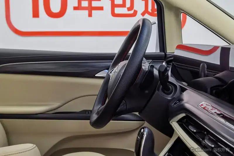 Buick GL8 2023 ES Avantgarde 2.0T Premium Edition — миниатюра 23