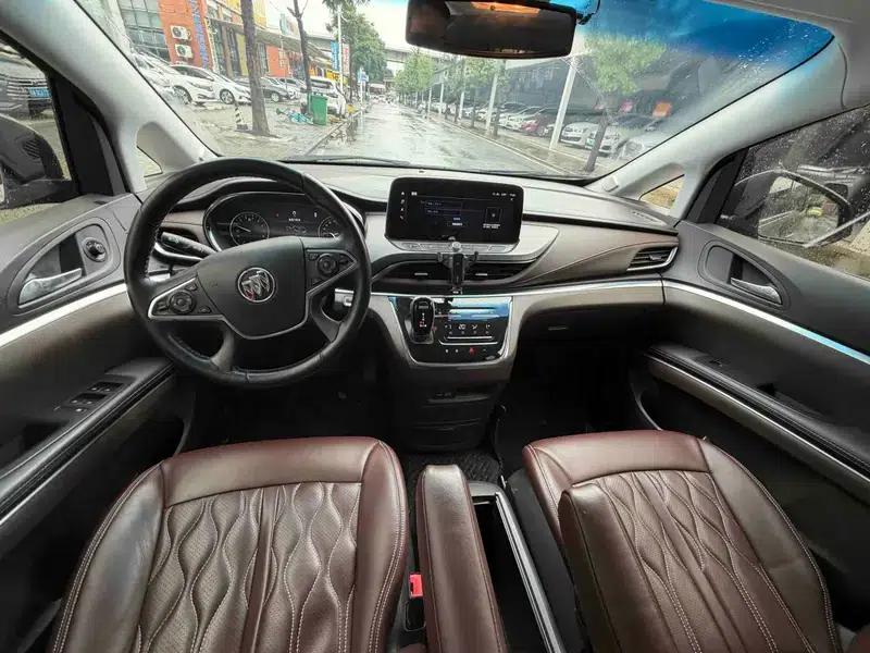 Buick GL8 2021 Land Business Class 652T Smart Luxury Edition — миниатюра 7