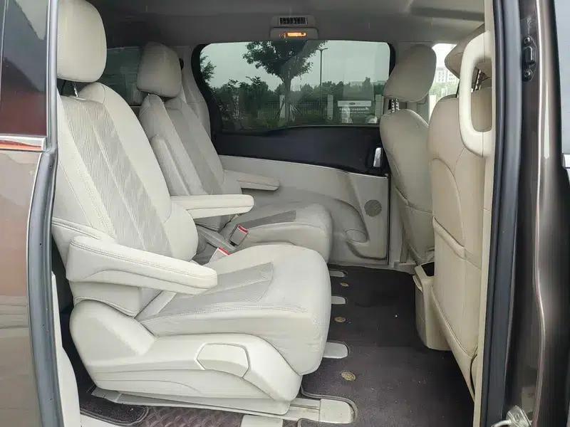 Buick GL8 2022 Land Business Class 652T Comfort — миниатюра 8