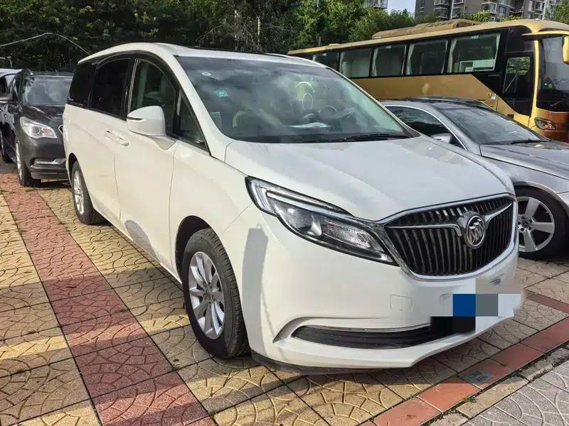 Buick GL8 2017 ES 28T Comfort Model (National V Emission Standard) — миниатюра 3