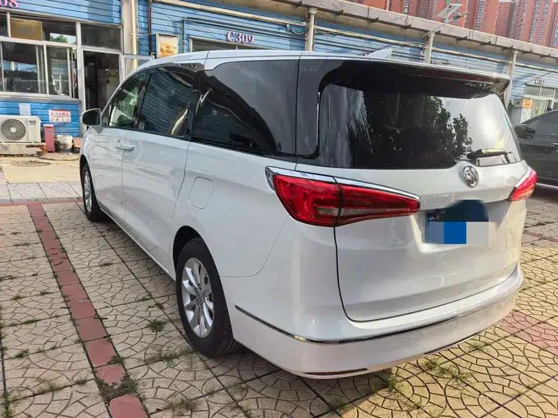 Buick GL8 2017 ES 28T Comfort Model (National V Emission Standard) — миниатюра 4