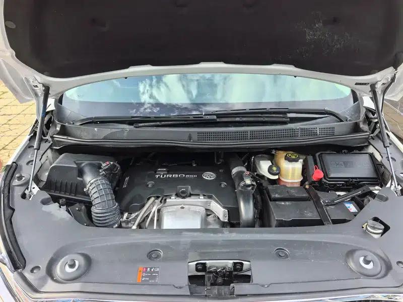 Buick GL8 2017 ES 28T Comfort Model (National V Emission Standard) — миниатюра 7