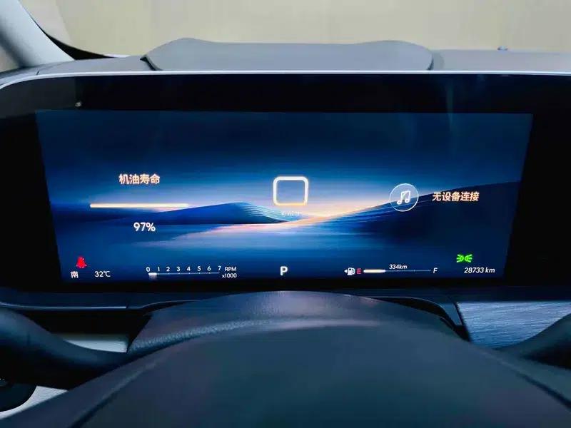 Buick GL8 2023 ES Avantgarde 2.0T Comfort — миниатюра 14