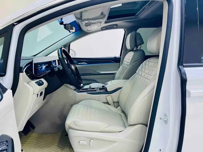 Buick GL8 2023 ES Avantgarde 2.0T Comfort — миниатюра 21