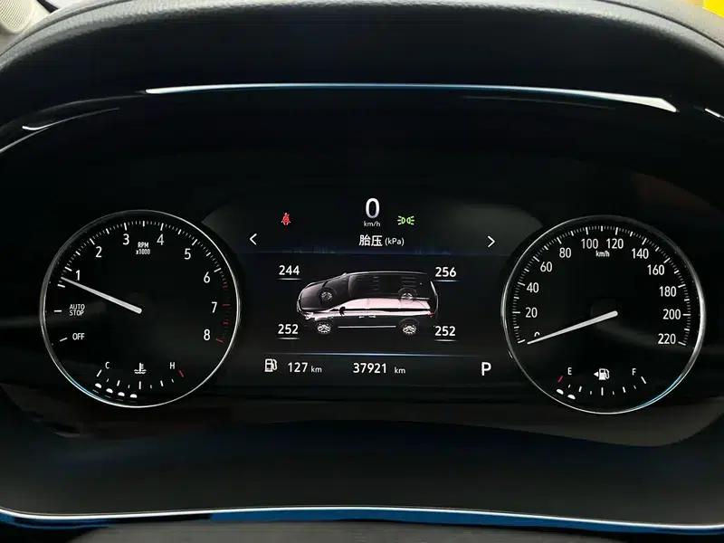 Buick GL8 2021 Land Business Class 652T Luxury — миниатюра 13
