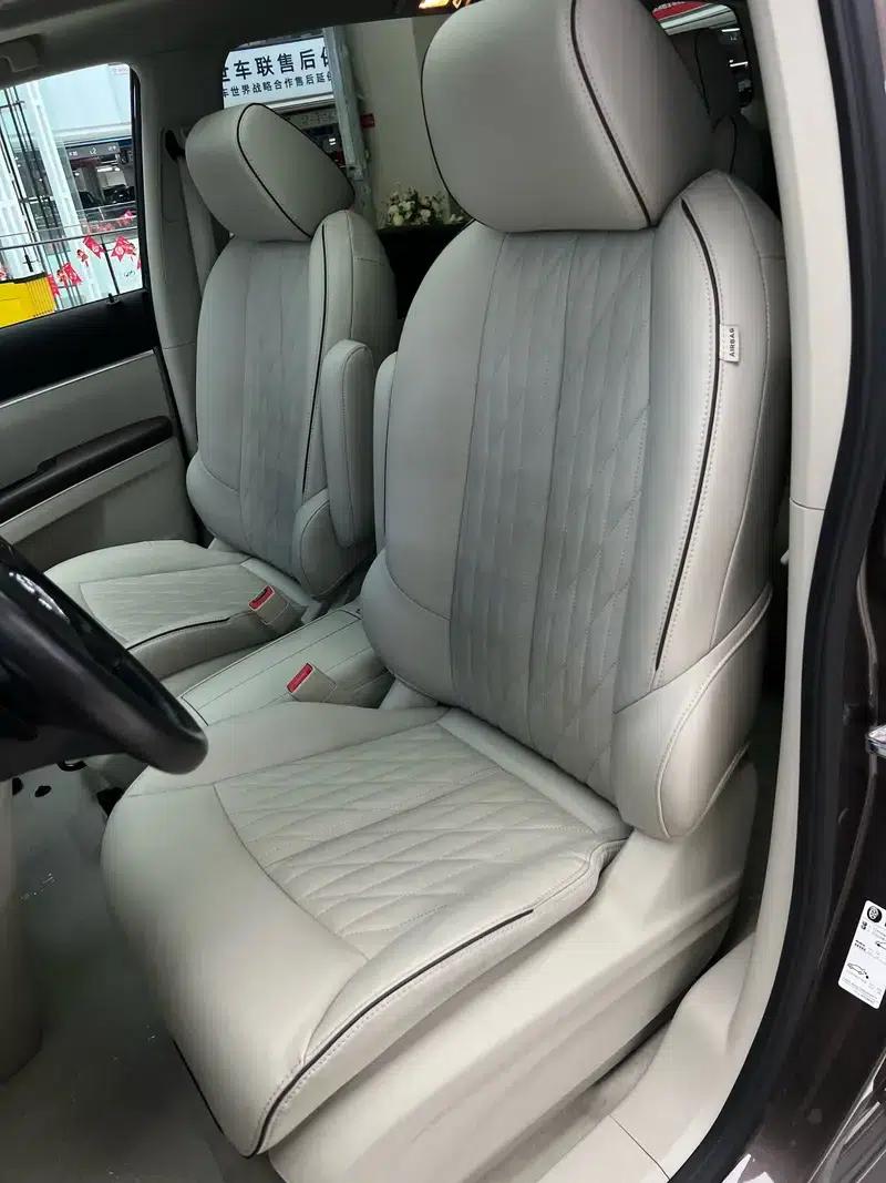 Buick GL8 2021 Land Business Class 652T Luxury — миниатюра 17