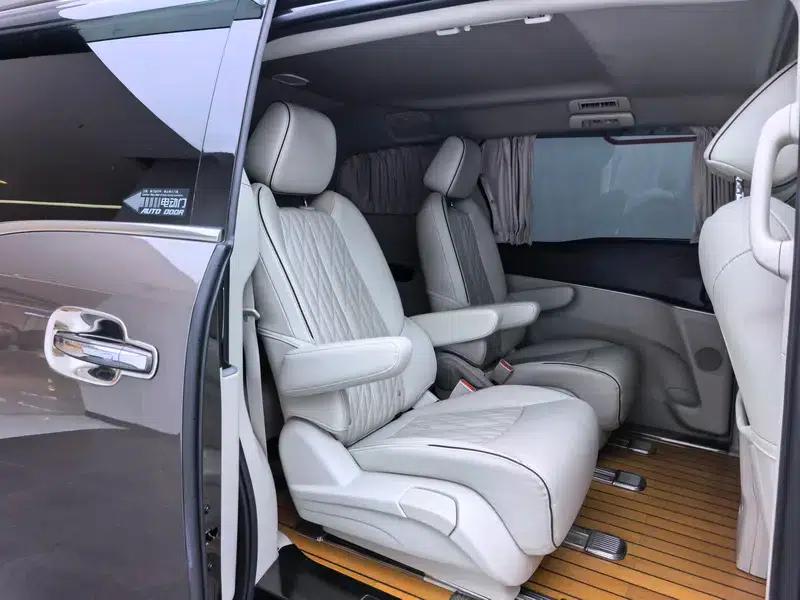 Buick GL8 2020 Land Business Class 652T Premium — миниатюра 14