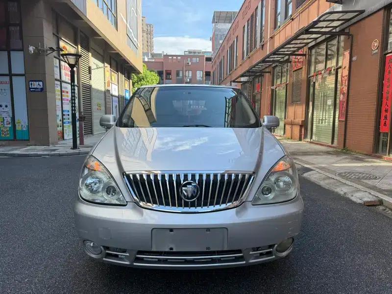 Buick GL8 2014 2.4L Executive Edition — миниатюра 2