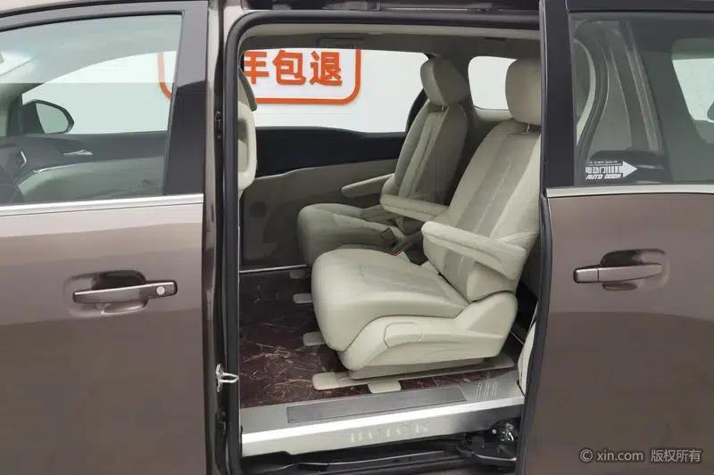 Buick GL8 2023 Land Business Class 2.0T Comfort — миниатюра 19