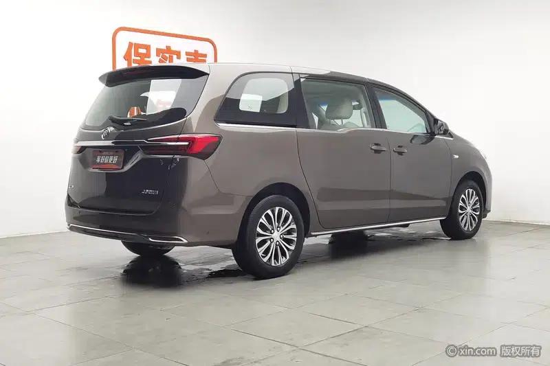 Buick GL8 2023 Land Business Class 2.0T Comfort — миниатюра 4